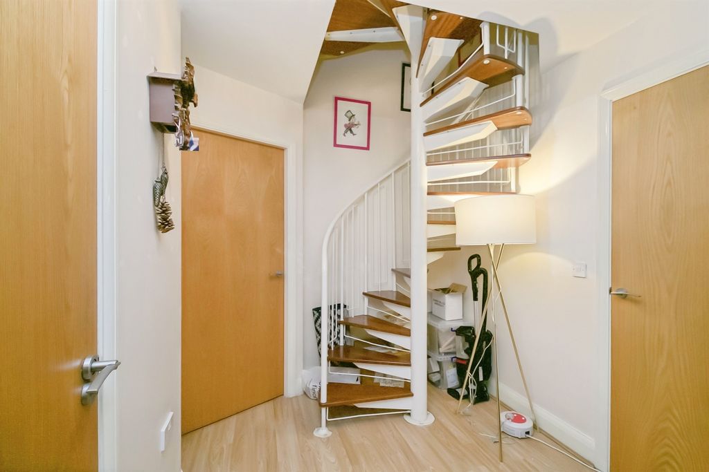Additional image 10 of 2 bed flat for saleCei Dafydd, Barry CF63