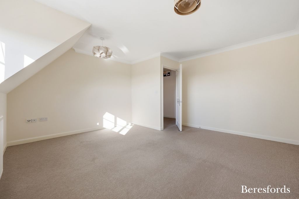 Additional image 11 of 2 bed flat for saleChapel Street, Billericay CM12