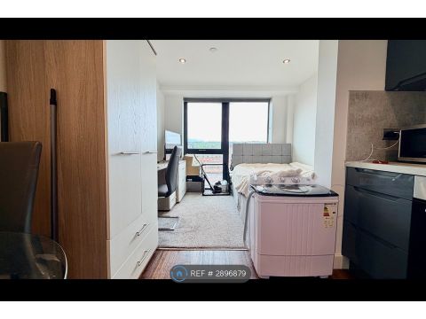 Lightbox, Sheffield S1, Studio to rent