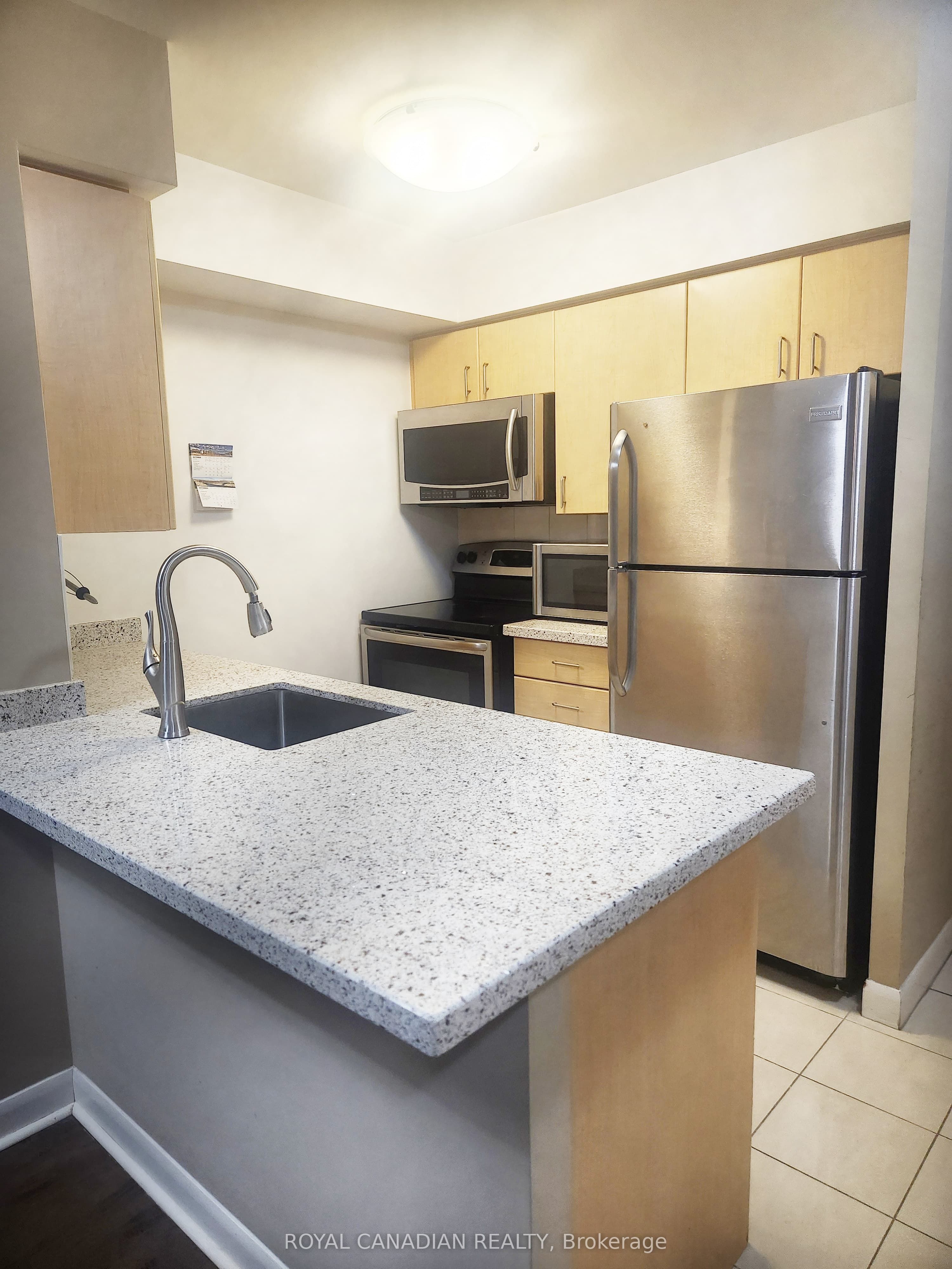 Additional image 6 of 2710-4978 Yonge Street, Toronto, ON, M2N 7G8