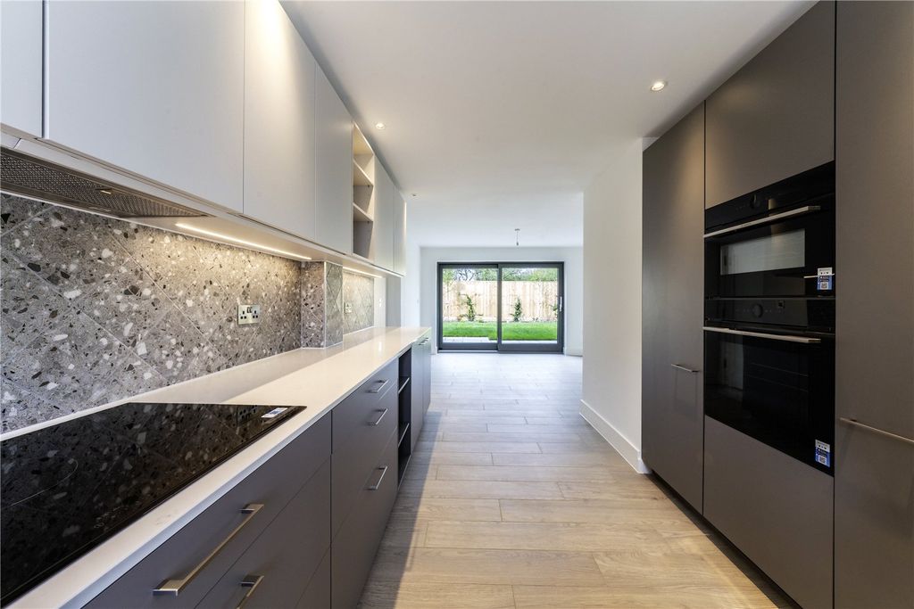 Additional image 6 of 3 bed detached house for saleMillwood, Emsworth, West Sussex PO10
