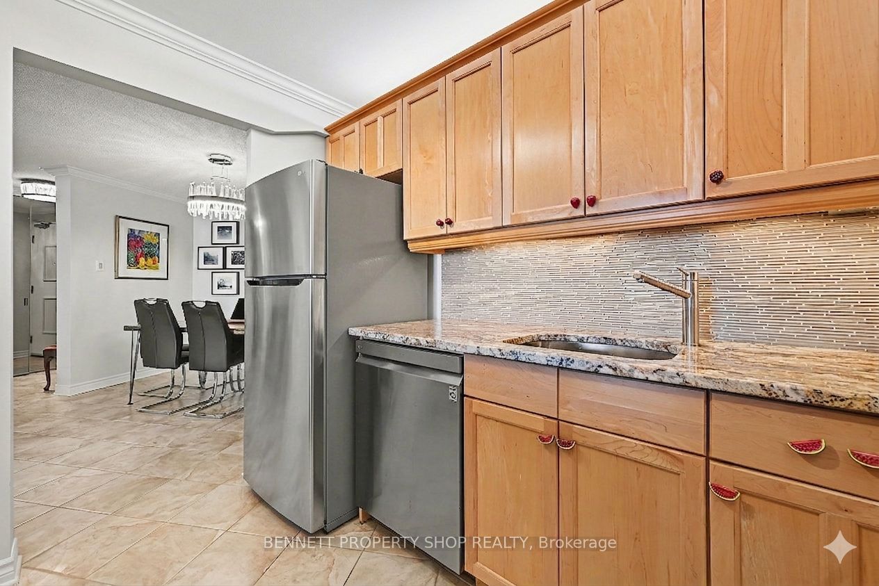 Additional image 3 of 1201-1081 Ambleside Drive, Ottawa, ON, K2B 8C8