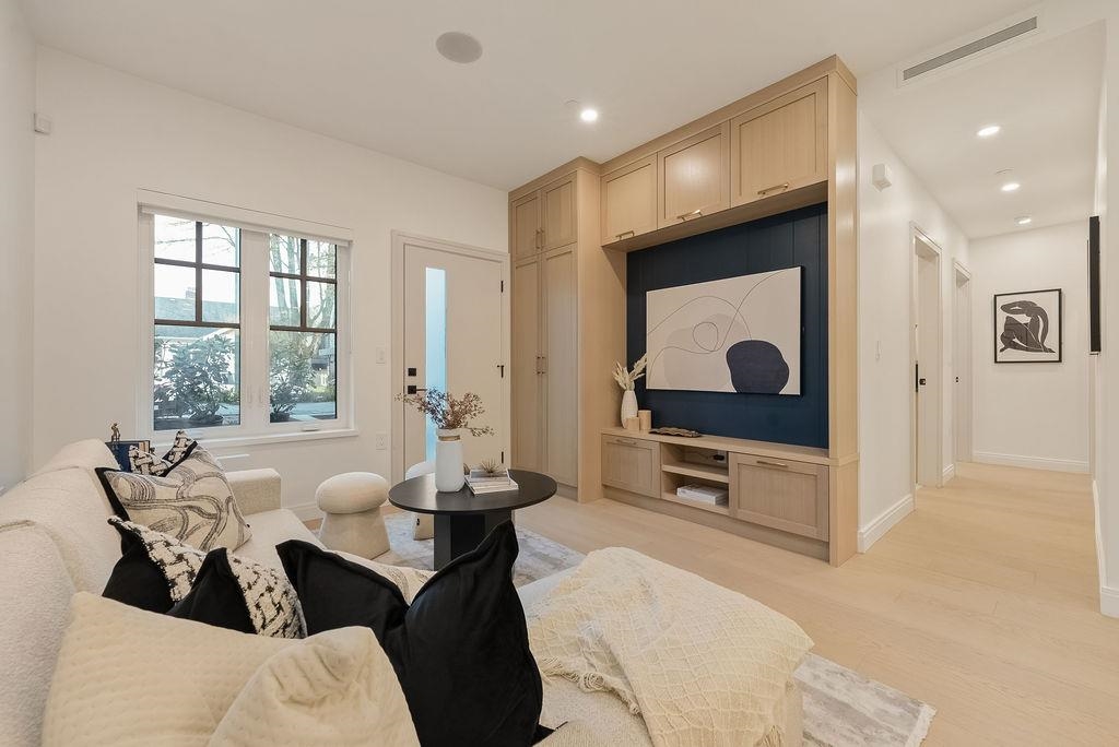 Additional image 4 of 2540 Grant Street, Vancouver, BC, V5K 3G7