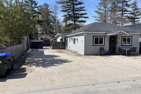 Additional image 7 of 44 12th Street N, Wasaga Beach, ON, L9Z 2J9