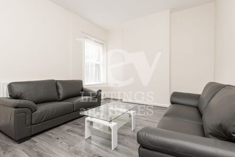 101 Breezehill, Liverpool L9