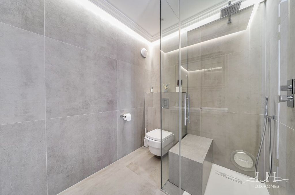 Additional image 17 of 5 bed detached house for saleFreeman Way, Emerson Park RM11
