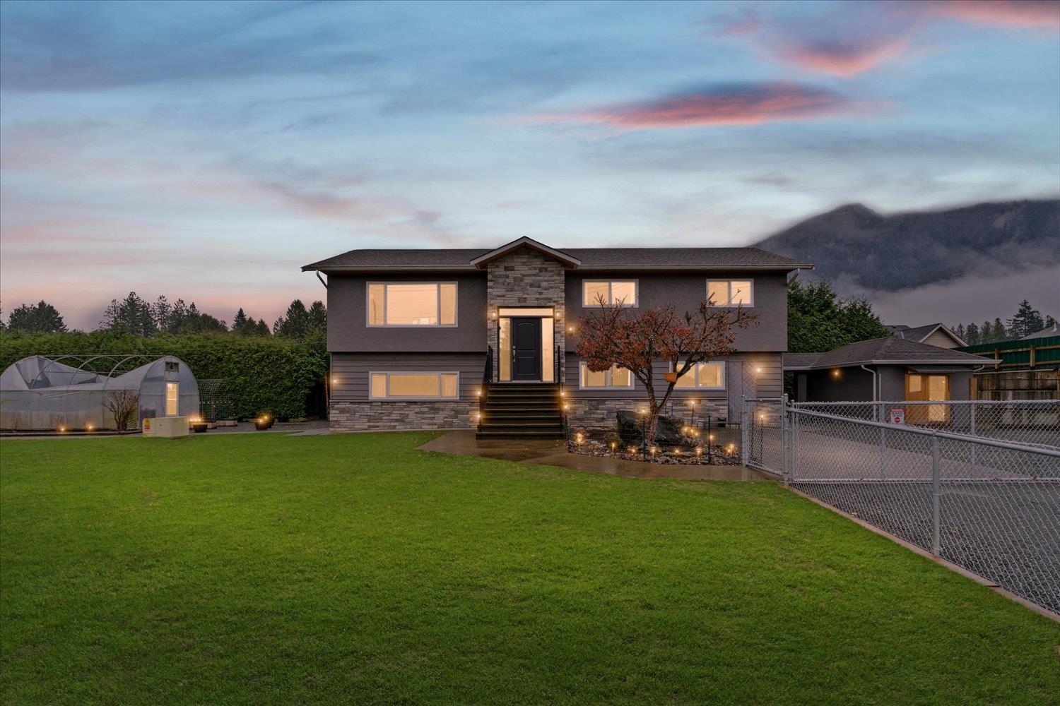 Additional image 2 of 52464 Yale Road, Rosedale, BC, V0X 1X1