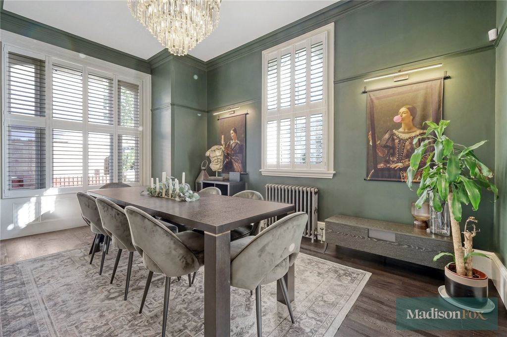 Additional image 9 of 5 bed detached house for saleQueens Road, Buckhurst Hill, Essex IG9