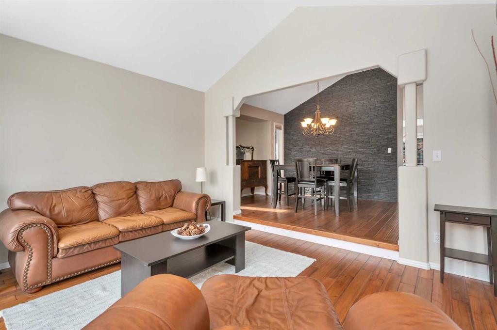 Additional image 6 of 49 Coventry Lane, Lacombe, AB, T4L1T3