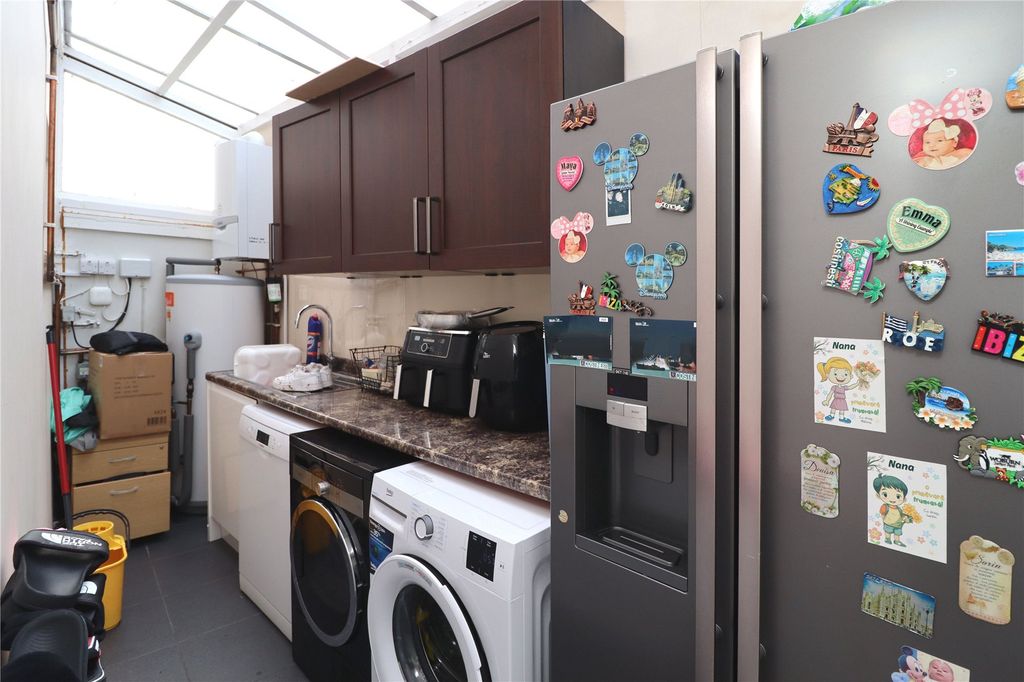 Additional image 8 of 3 bed end terrace house for saleWoking, Surrey GU21
