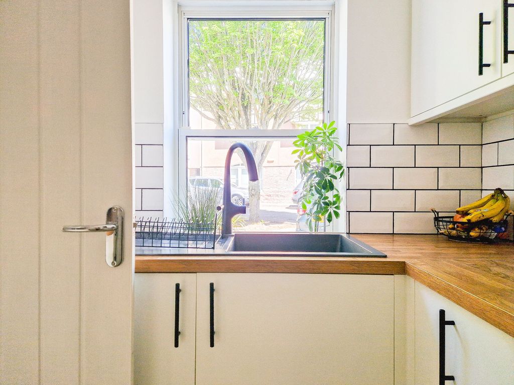 Additional image 9 of 2 bed property for sale27 Orchid Court, St Helier JE2