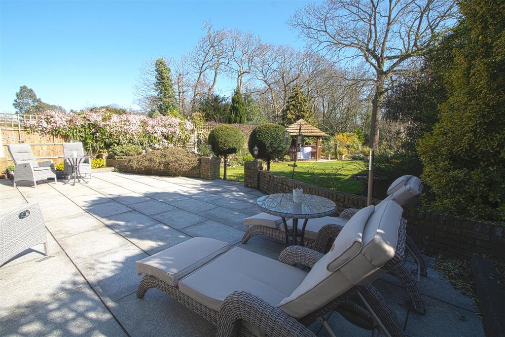 Additional image 3 of 6 bed detached house for saleNorsey Road, Billericay CM11