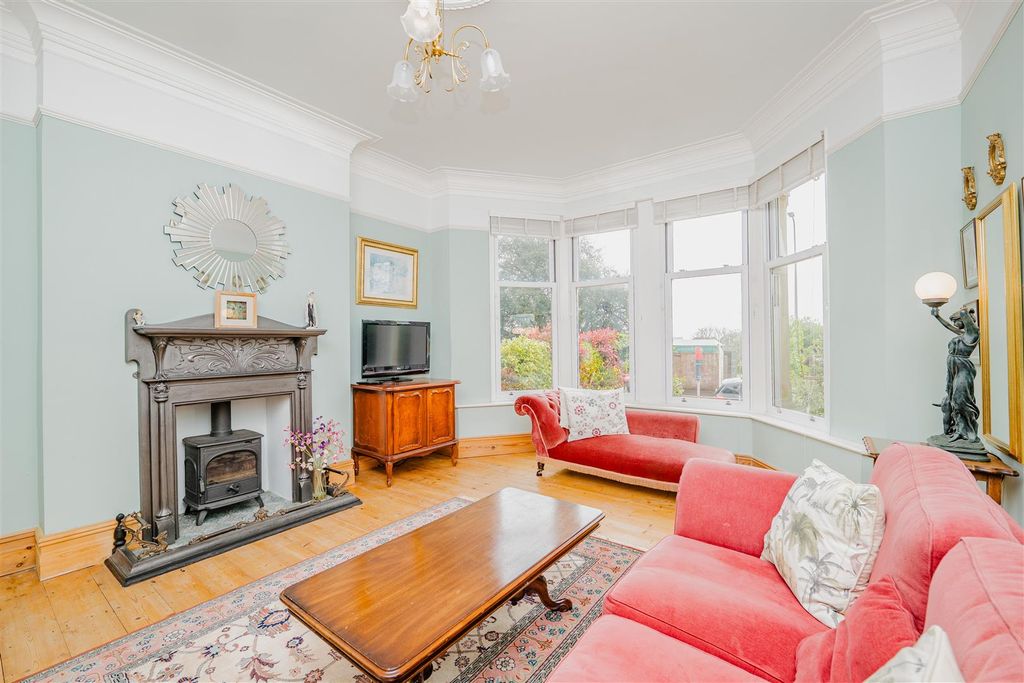 Additional image 2 of 5 bed semi-detached house for saleThe Parade, Barry CF62