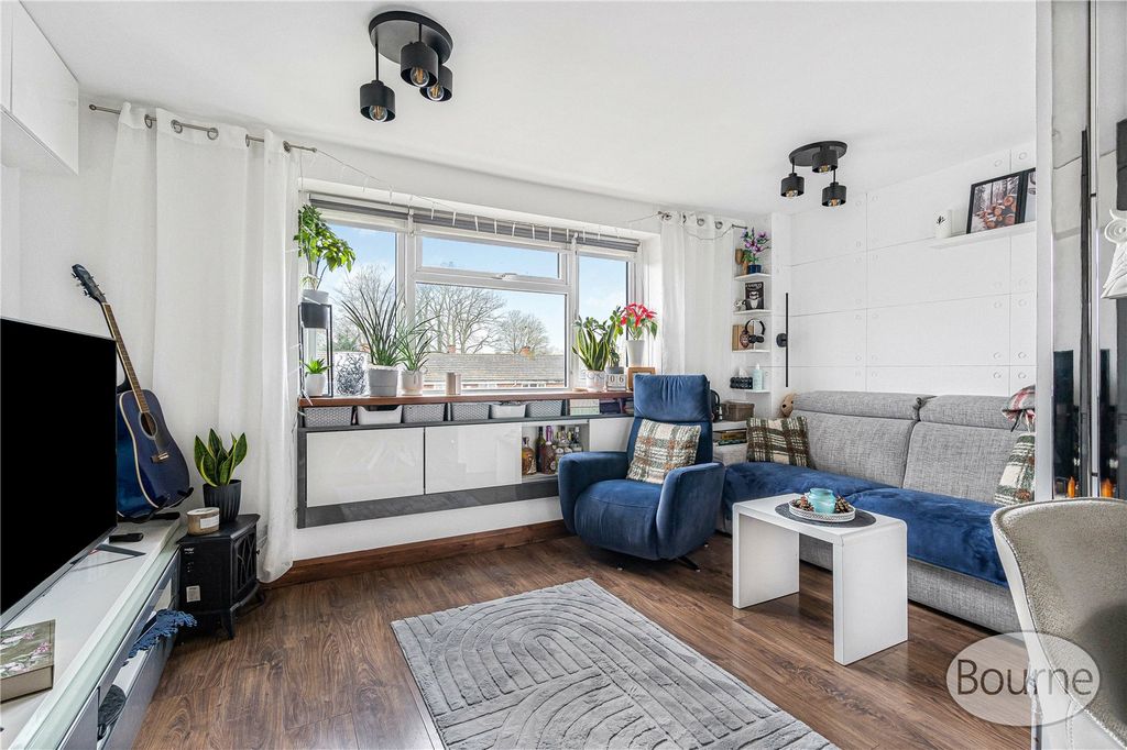 Additional image 4 of 2 bed flat for saleColliers Close, Goldsworth Park, Woking, Surrey GU21