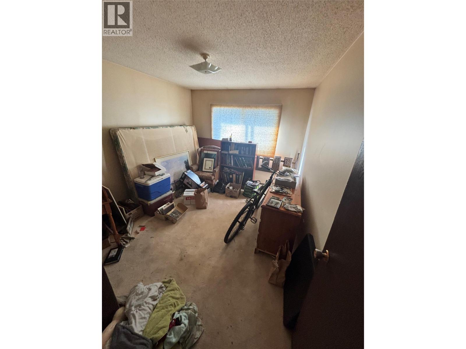 Additional image 3 of 296 Walnut Avenue, Kamloops, BC, V2B1K3