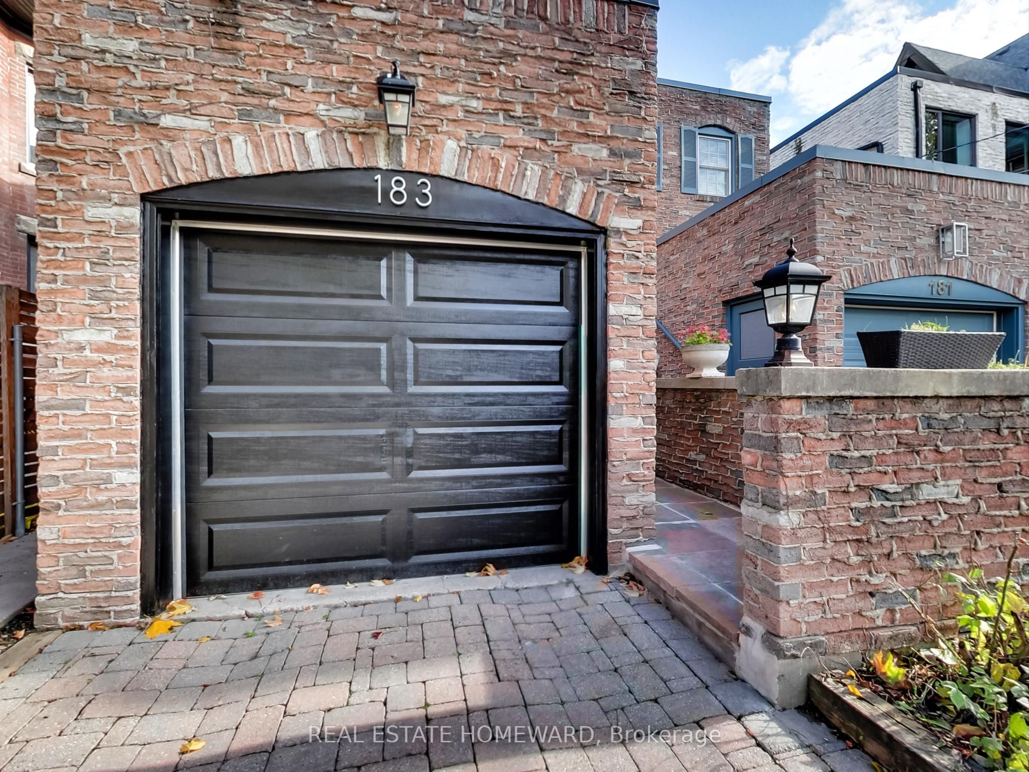 Additional image 2 of 183 Madison Avenue, Toronto, ON, M5R 2S6