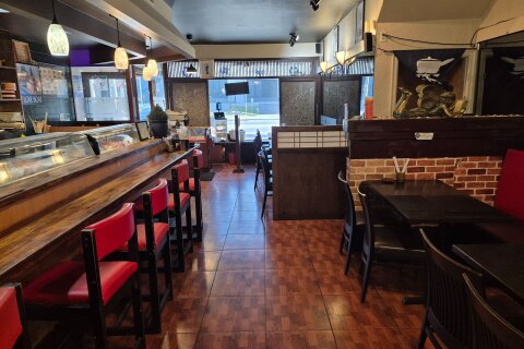 Additional image 2 of 3345 Bloor Street W, Toronto, ON, M8X 1X9