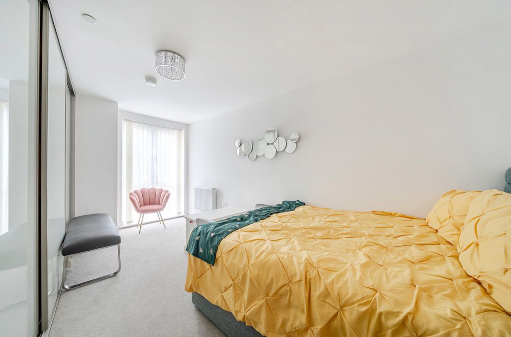 Additional image 8 of 2 bed flat for saleRoman Way, Beckenham, Kent BR3