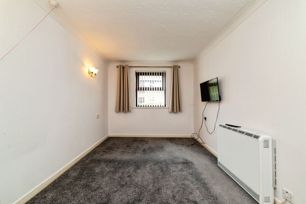 Additional image 13 of 1 bed flat for saleHigh Street, Baldock SG7