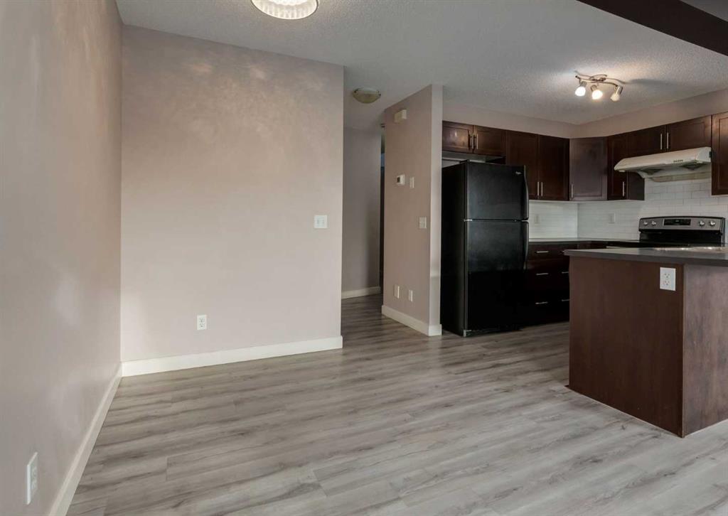 Additional image 5 of 14 Pantego Lane NW, Calgary, AB, T3K 0T1