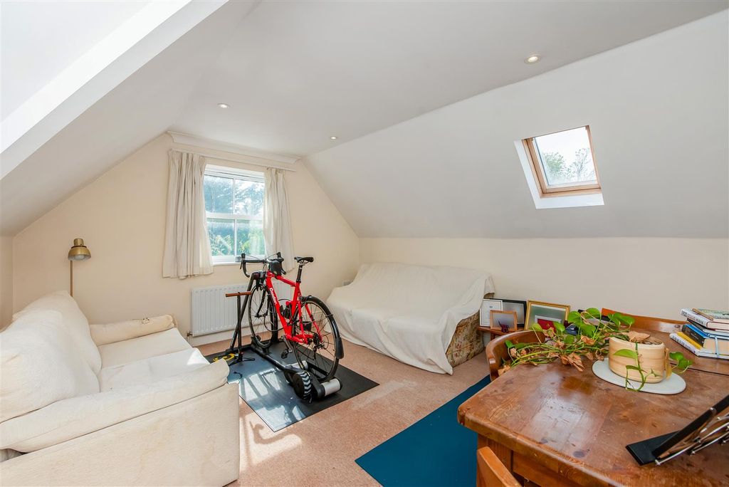 Additional image 15 of 2 bed flat for saleImber House, Millway Road, Andover, Hampshire SP10