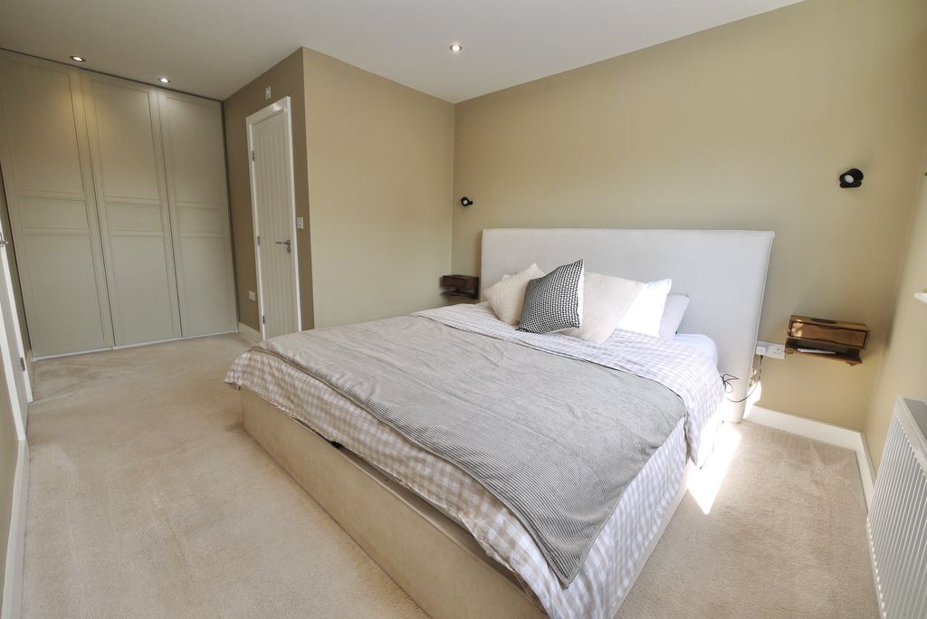 Additional image 15 of 3 bed detached house for saleSwan Road, Lakeside, Bessacarr DN4