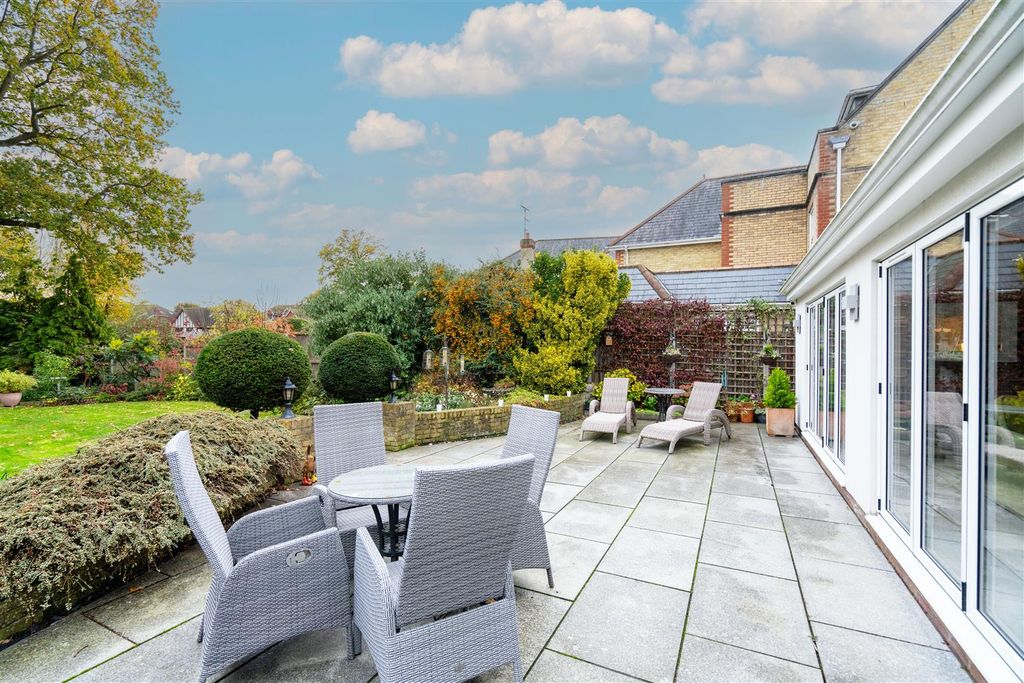 Additional image 21 of 6 bed detached house for saleNorsey Road, Billericay CM11