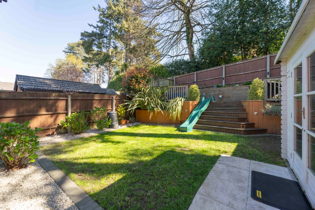 Additional image 16 of 3 bed semi-detached house for saleRef: Re - Wentworth Drive, Broadstone BH18