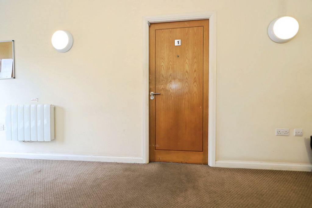 Additional image 2 of 2 bed flat for saleCastle Road, Kidderminster, Worcestershire DY11