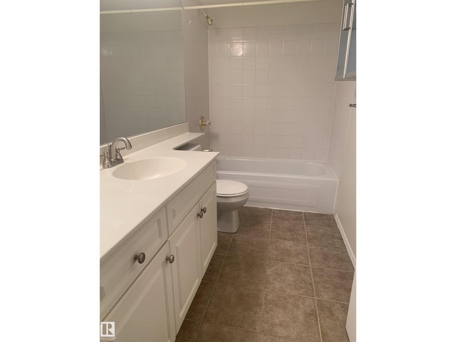 Additional image 5 of 305-11716 100 Avenue NW, Edmonton, AB, T5K2G3