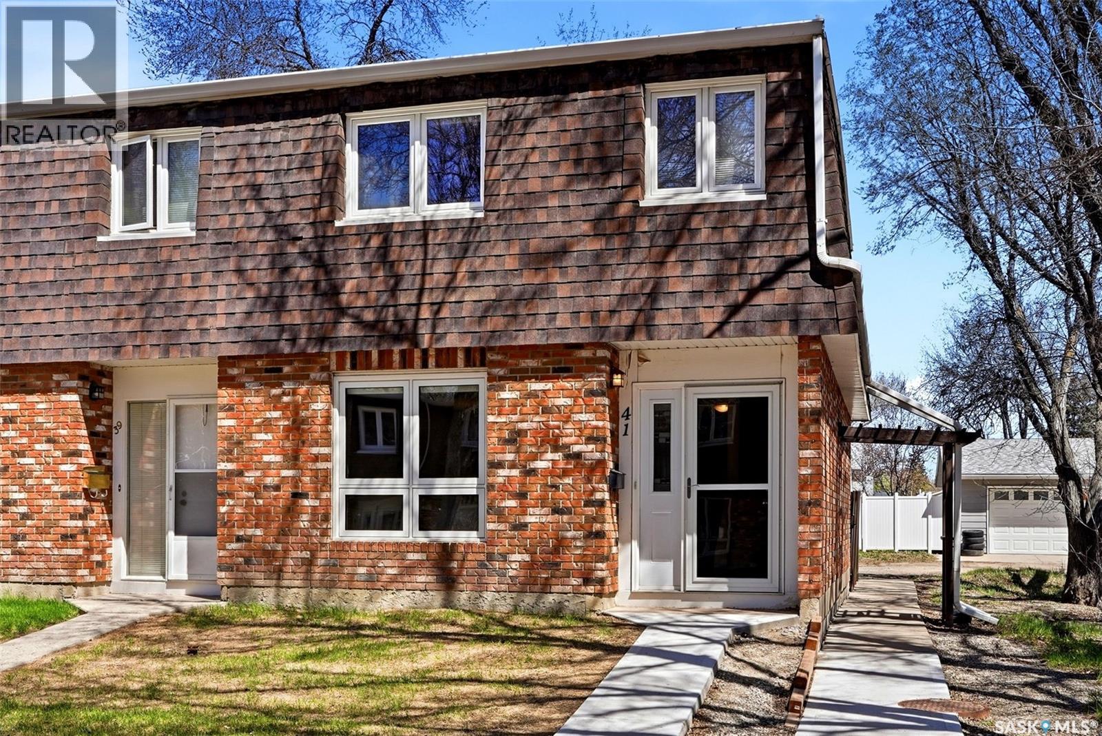 41 Spruceview ROAD