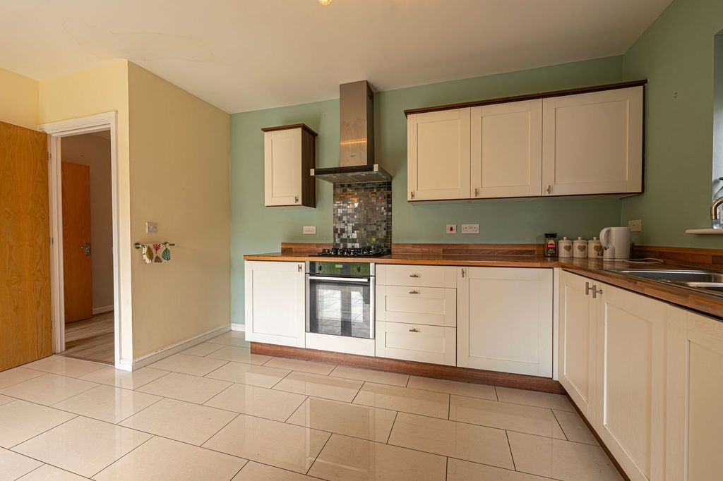 Additional image 2 of 4 bed detached house for saleMeadowland Close, Caerphilly CF83
