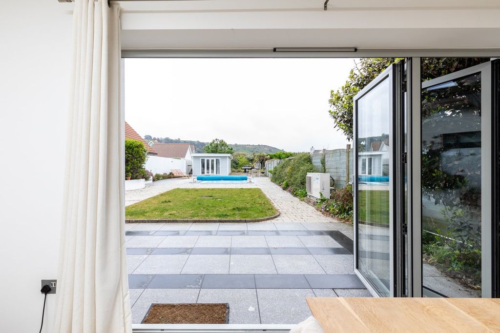 Additional image 13 of 2 bed bungalow for saleLa Grande Route Des Mielles, St. Ouen JE3