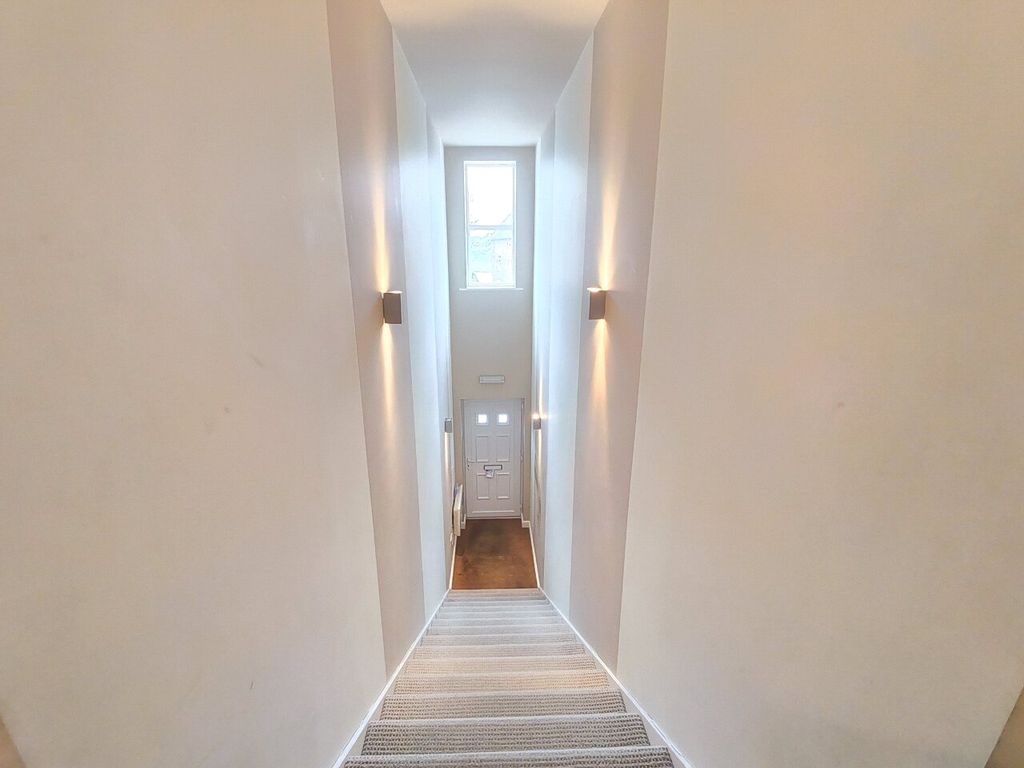 Additional image 14 of 2 bed flat for saleRavenswood Gardens, Stonydelph Lane, Wilnecote, Tamworth B77