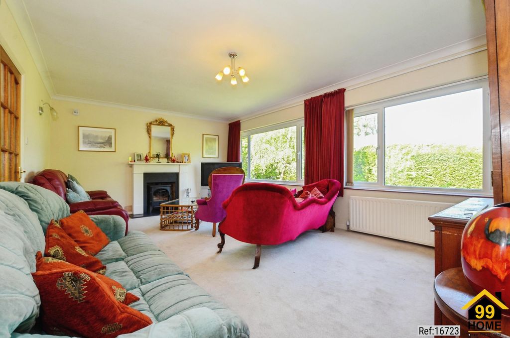 Additional image 2 of 5 bed detached house for saleTower Close, Berkhamsted, Hertfordshire HP4