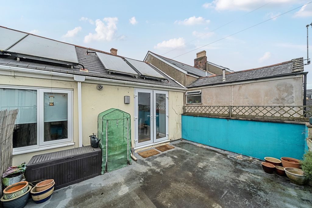 Additional image 19 of 3 bed flat for saleNewport Road, Barnstaple, Devon EX32