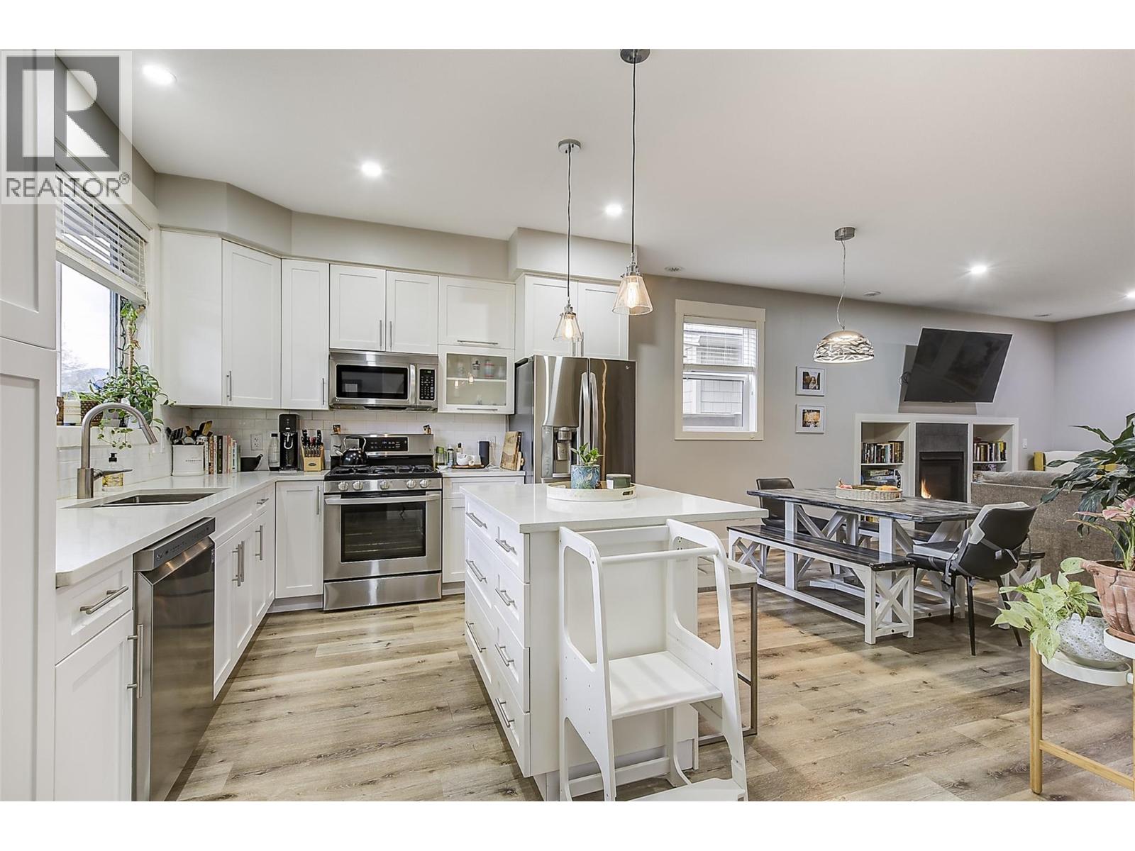Additional image 3 of 1940 Ethel Street, Kelowna, BC, V1Y2Z5