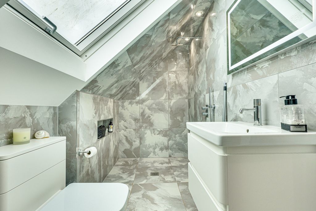 Additional image 39 of 4 bed detached house for saleCastle Road, Benfleet SS7