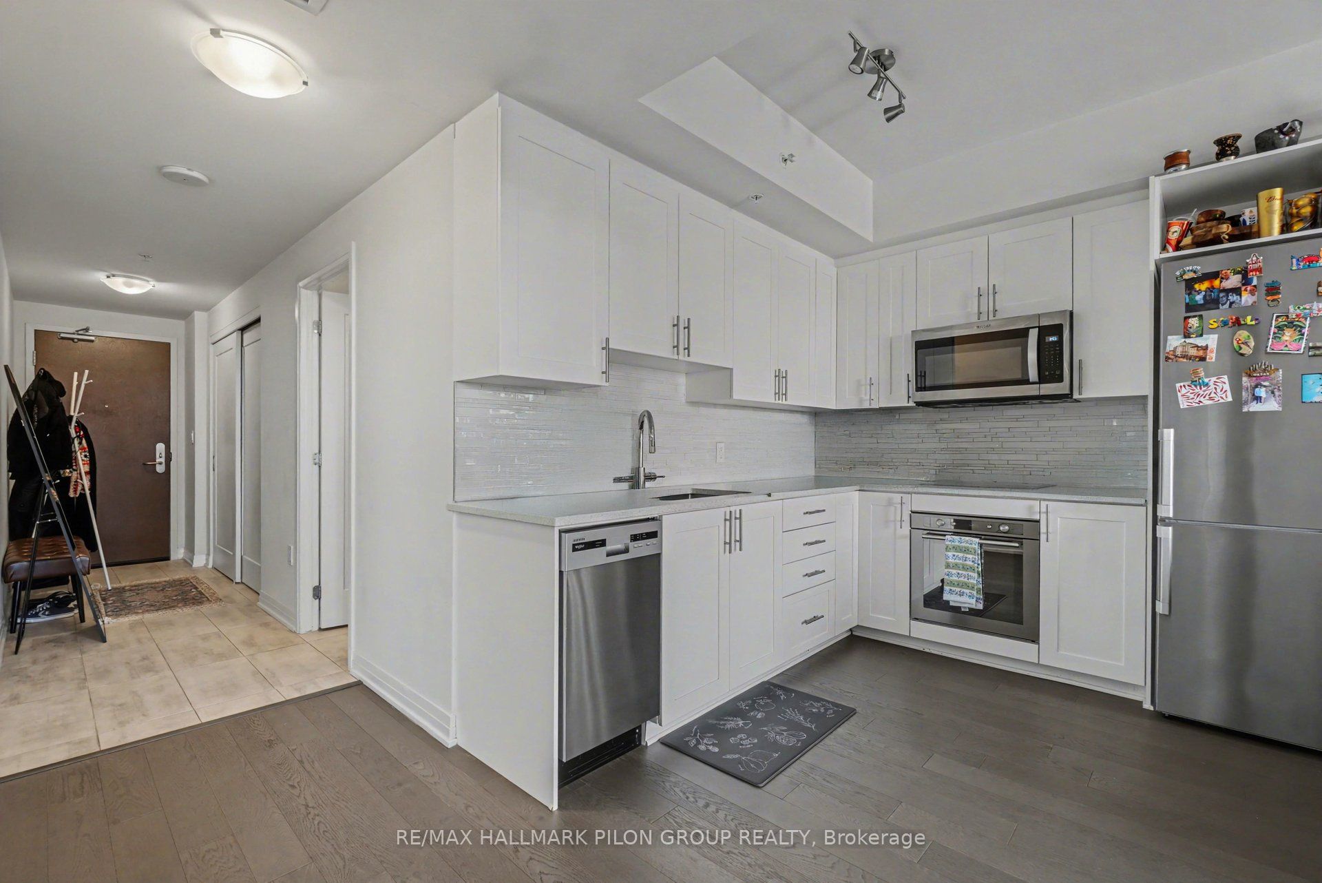 Additional image 4 of 908-805 Carling Avenue, Ottawa, ON, K1S 5W9