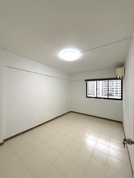 341 Hougang Avenue 7 photo 4