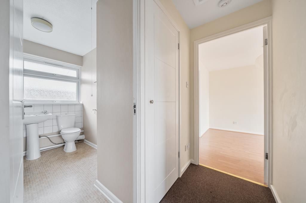 Additional image 12 of 1 bed flat for saleRichens Drive, Carterton, Oxfordshire OX18