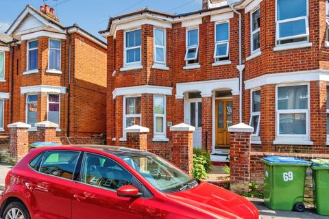 Burlington Road, Polygon, Southampton, Hampshire SO15
