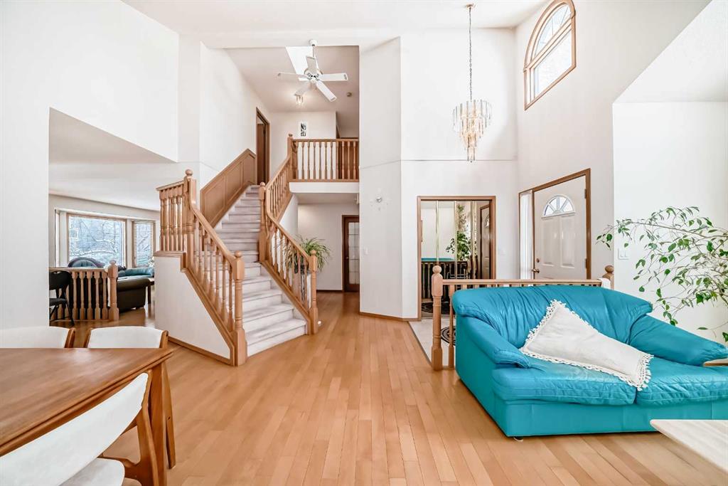 Additional image 6 of 223 Hawkstone Close NW, Calgary, AB, T3G 3P3