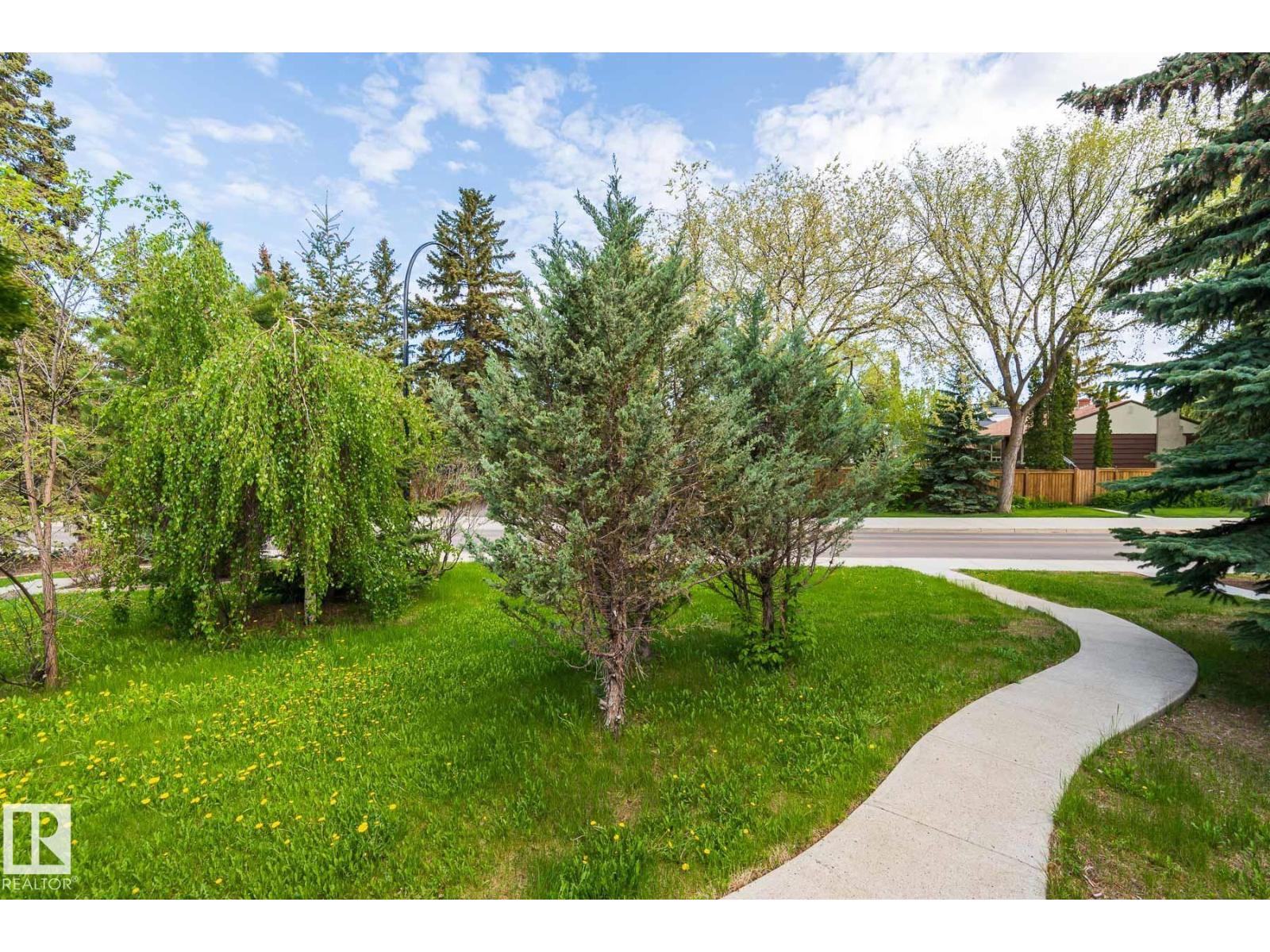 Additional image 2 of 11815 76 Avenue NW, Edmonton, AB, T6G0L1