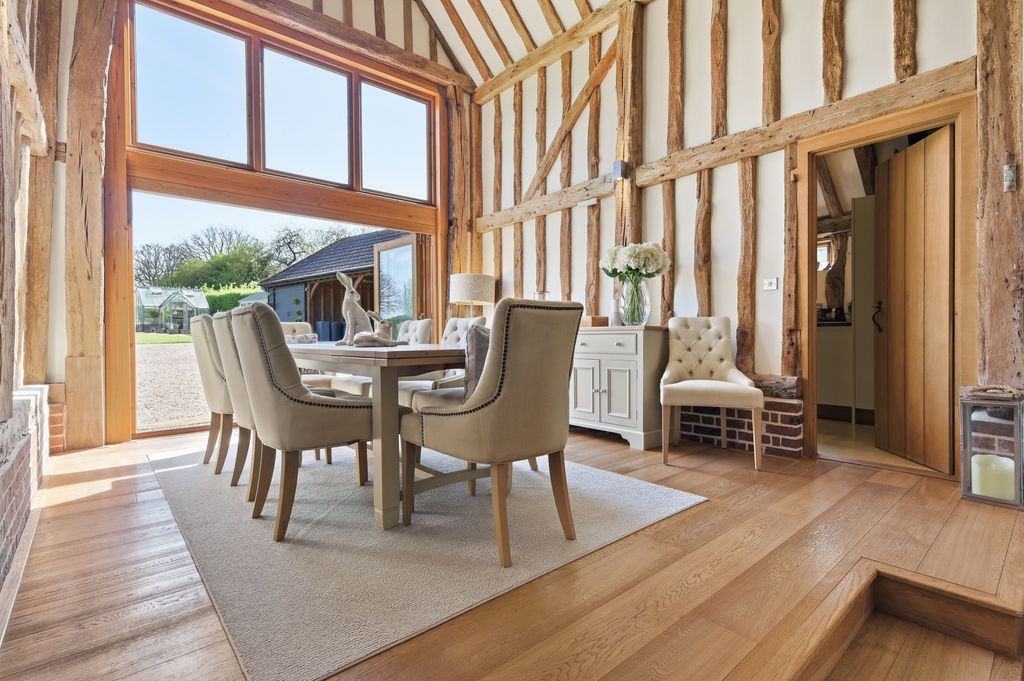 Additional image 6 of 4 bed detached house for saleCoxes Farm Road, Billericay CM11