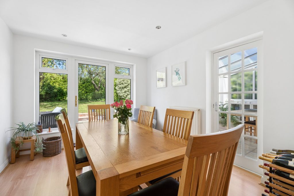 Additional image 13 of 5 bed detached house for saleStanley Hill Avenue, Amersham HP7
