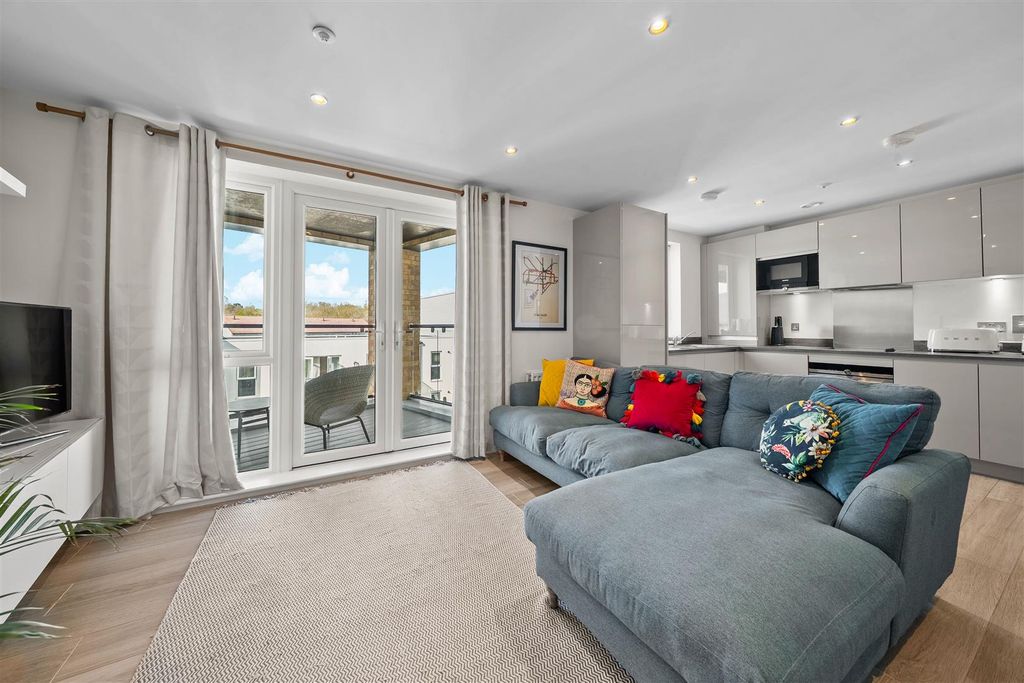 Additional image 7 of 2 bed flat for saleHawker Drive, Addlestone KT15