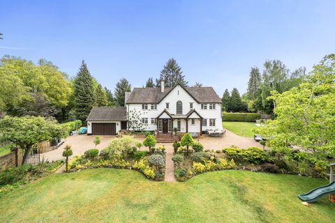 Wolsey Road, Northwood HA6