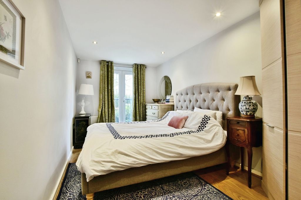 Additional image 7 of 2 bed flat for saleGeorge Street, Alderley Edge, Cheshire SK9