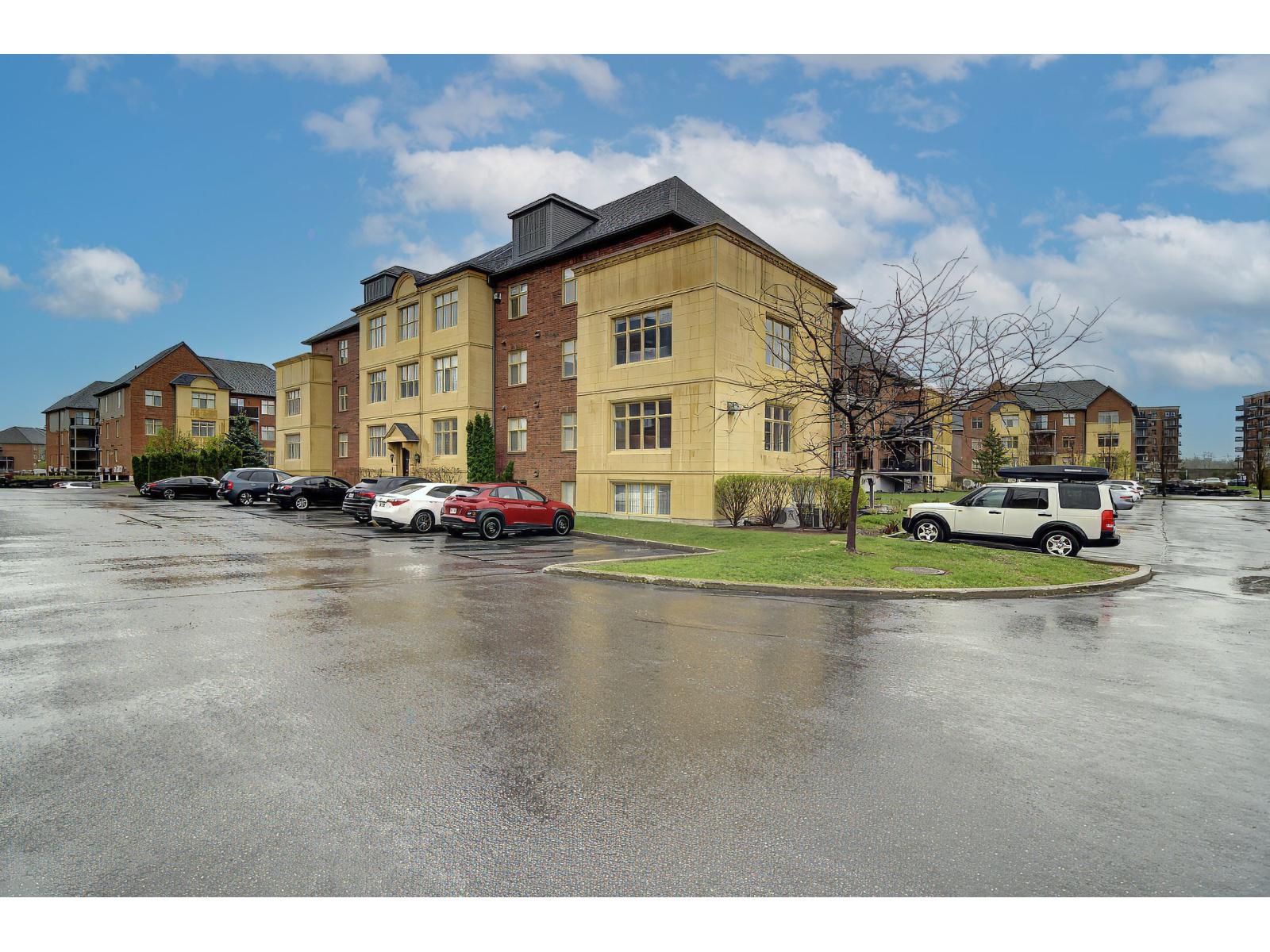 6115 Rue de Lusa